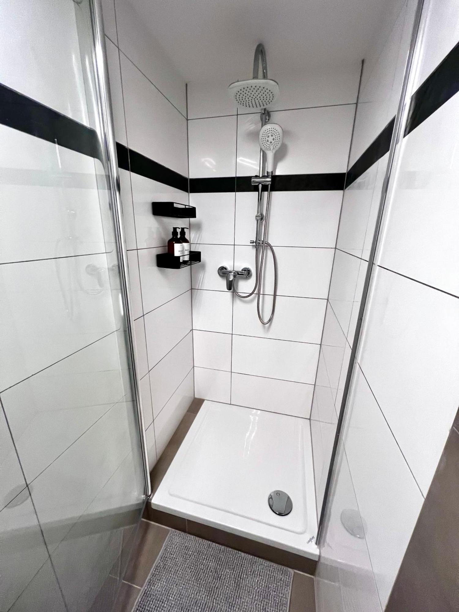 Апартаменти Main Cozy Casa Am Ringpark Free Parking Вюрцбург Екстер'єр фото